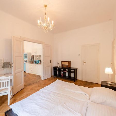 Frida Apartman براتسيلافا المظهر الخارجي الصورة